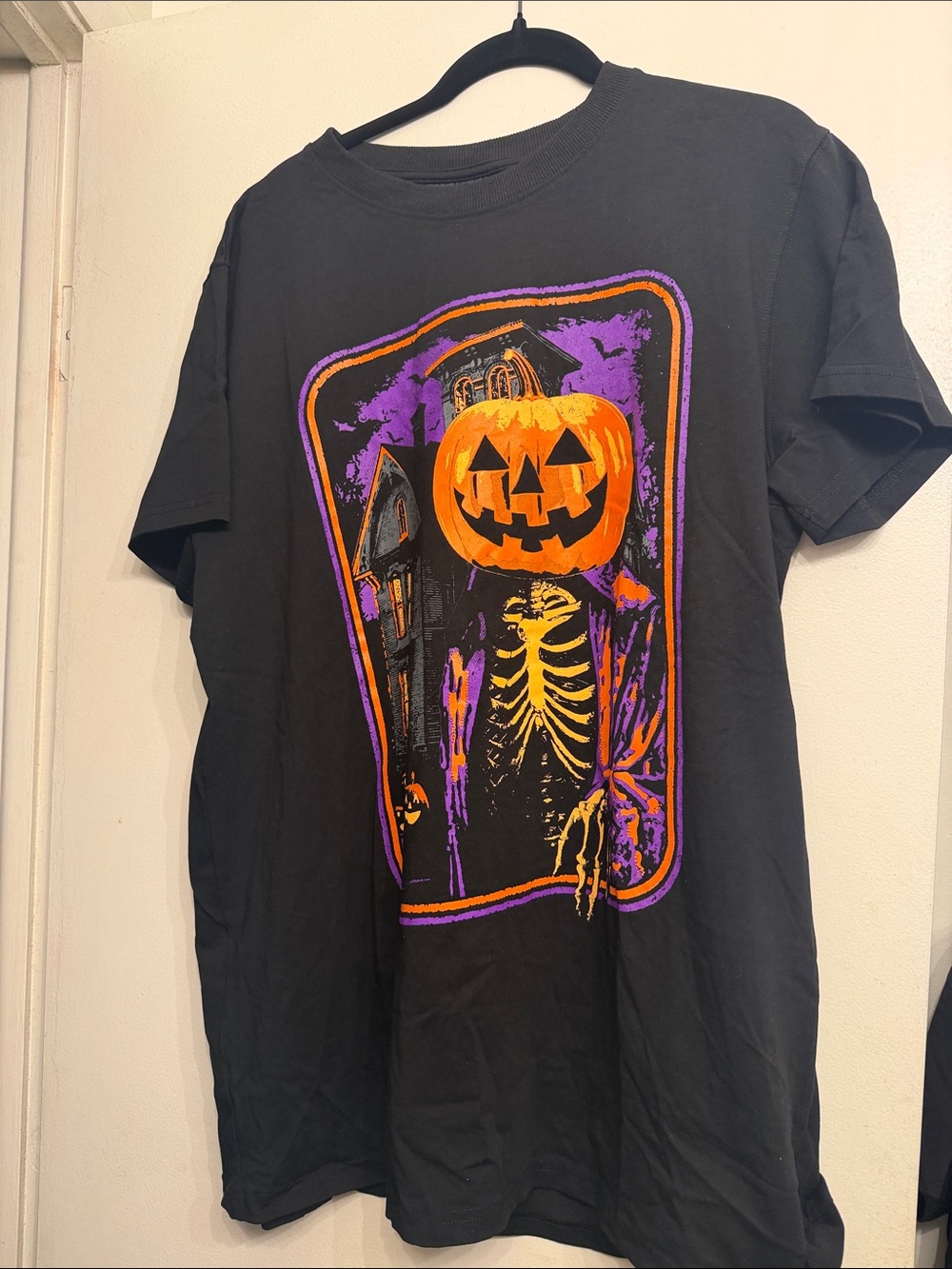 Ho7s t shirt